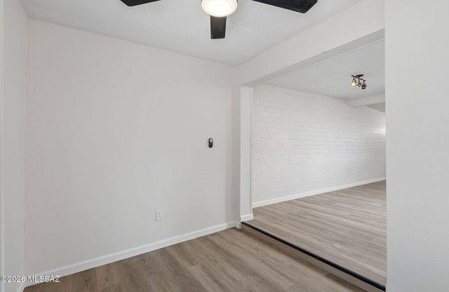 1528 W Knox Street, Tucson, AZ 85705