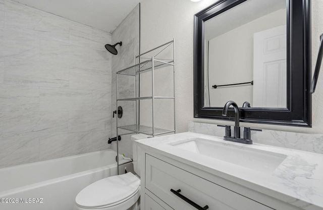 1528 W Knox Street, Tucson, AZ 85705