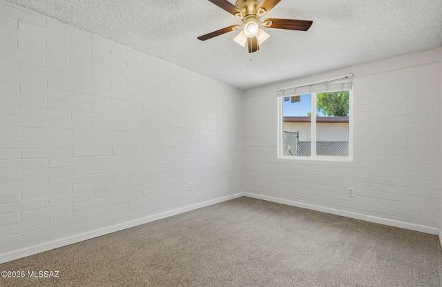 1528 W Knox Street, Tucson, AZ 85705