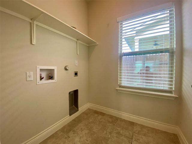 525 Nautical LOOP, Kyle, TX 78640