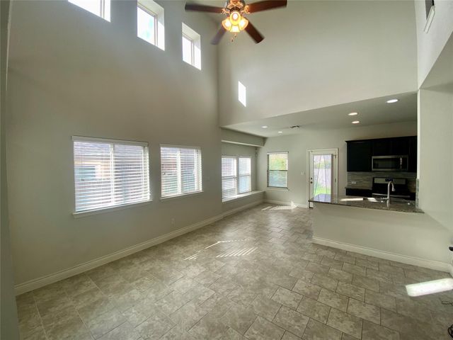 525 Nautical LOOP, Kyle, TX 78640