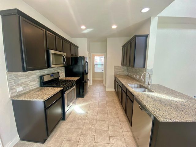 525 Nautical LOOP, Kyle, TX 78640