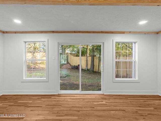 4098 Pine Hill Drive, Jackson, MS 39206