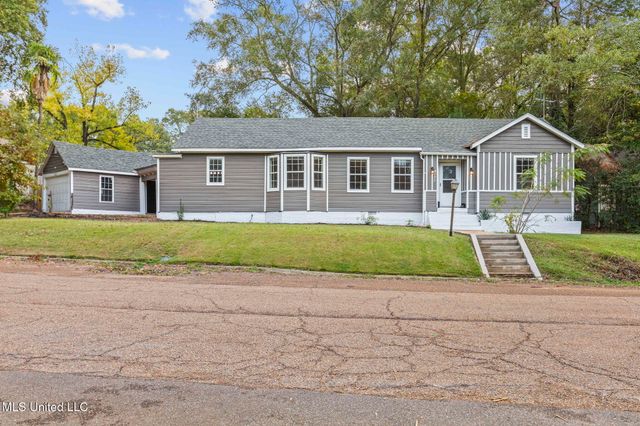 4098 Pine Hill Drive, Jackson, MS 39206