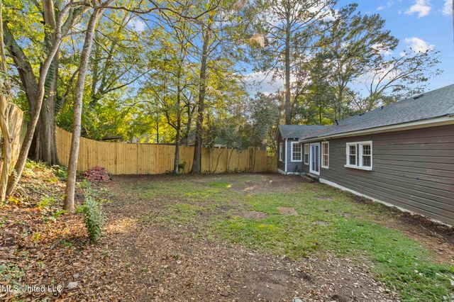 4098 Pine Hill Drive, Jackson, MS 39206