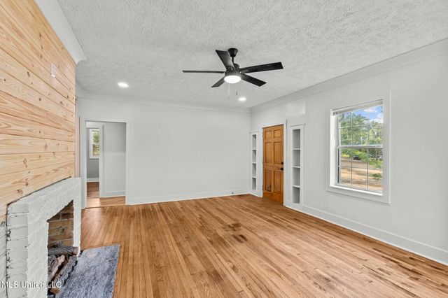 4098 Pine Hill Drive, Jackson, MS 39206