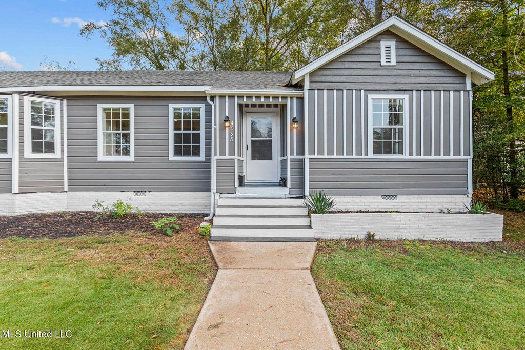 4098 Pine Hill Drive, Jackson, MS 39206