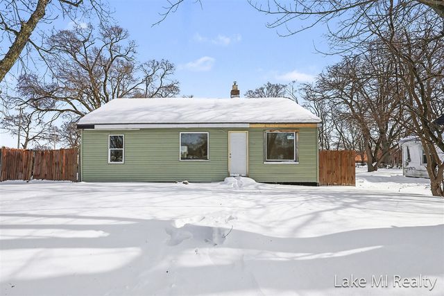 2304 Dyson Street, Muskegon Heights, MI 49444