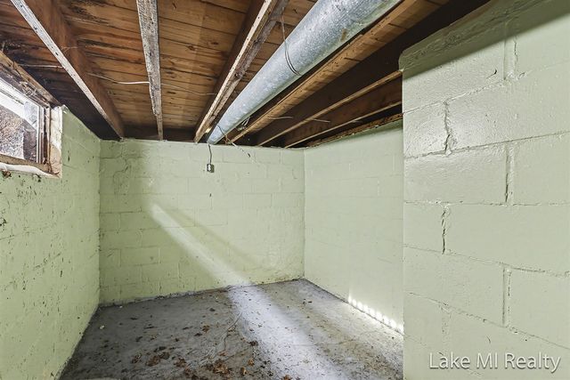 2304 Dyson Street, Muskegon Heights, MI 49444