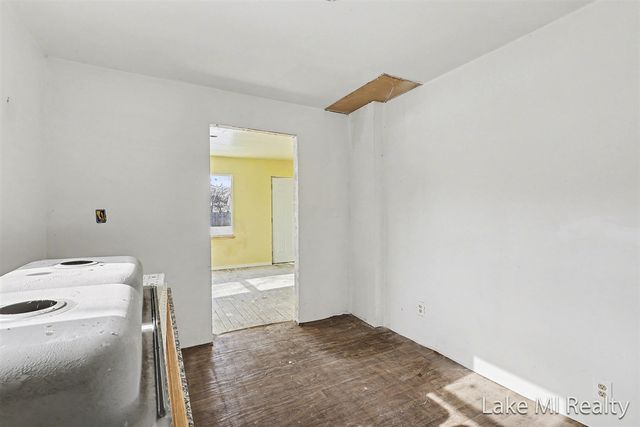 2304 Dyson Street, Muskegon Heights, MI 49444