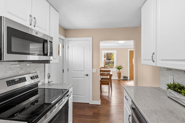 7525 Brunswick Avenue N, Brooklyn Park, MN 55443
