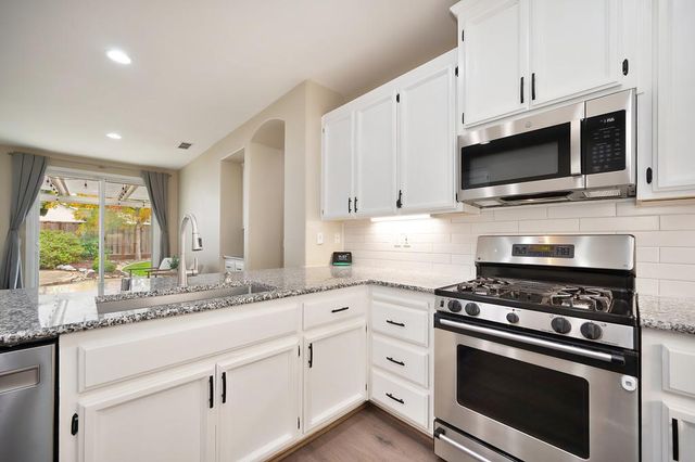 5001 Brabant Way, Elk Grove, CA 95757