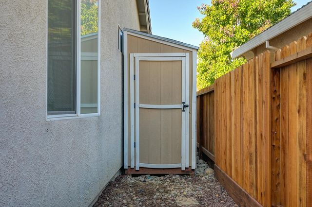 5001 Brabant Way, Elk Grove, CA 95757