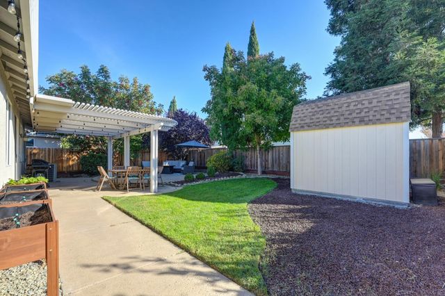 5001 Brabant Way, Elk Grove, CA 95757