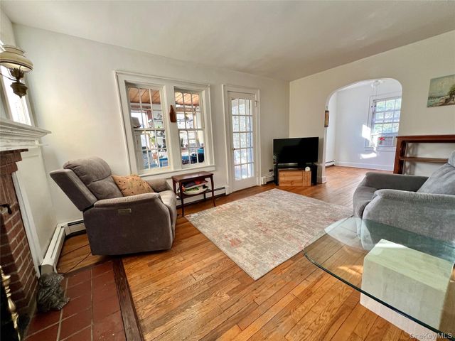 67 Dutchess Terrace, Beacon, NY 12508