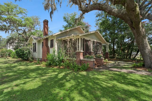 2120 SANFORD AVENUE, Sanford, FL 32771