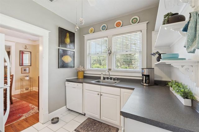 2120 SANFORD AVENUE, Sanford, FL 32771