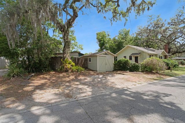2120 SANFORD AVENUE, Sanford, FL 32771