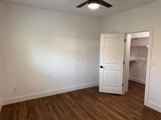 202 Pine Street, Bonham, TX 75418