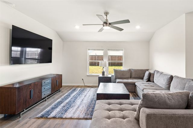 6534 Whitecap Drive, Princeton, TX 75407