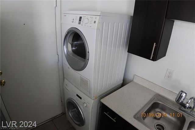 1309 Dorothy Avenue 3, Las Vegas, NV 89119