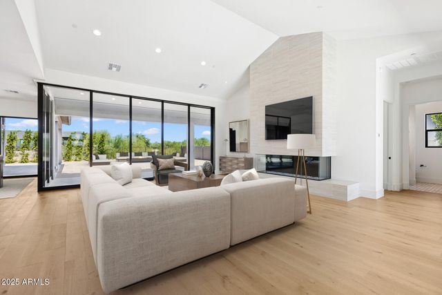 24750 N 132ND Place, Scottsdale, AZ 85255