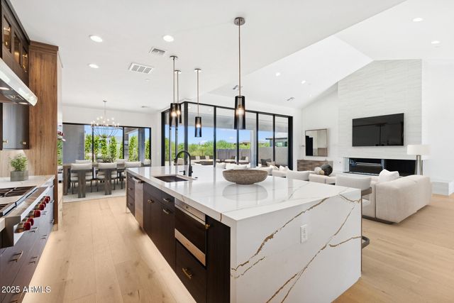 24750 N 132ND Place, Scottsdale, AZ 85255