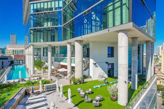 398 NE 5th St 1915, Miami, FL 33132