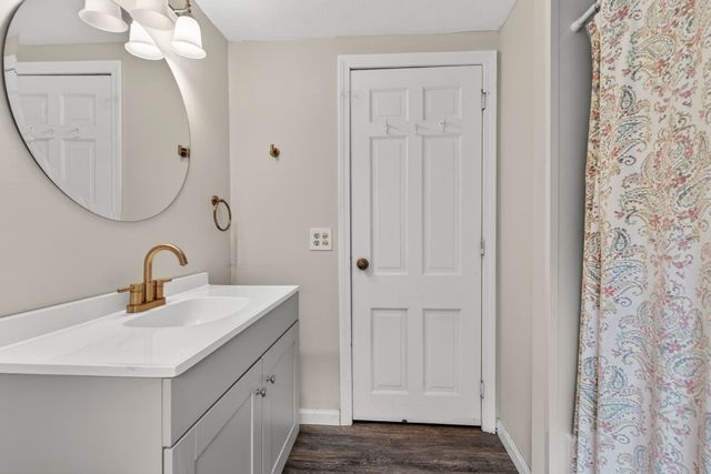 172 Warner Hill Road, Derry, NH 03038