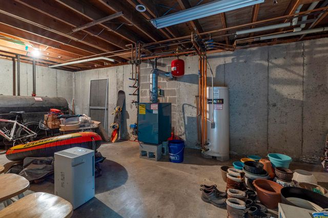 172 Warner Hill Road, Derry, NH 03038