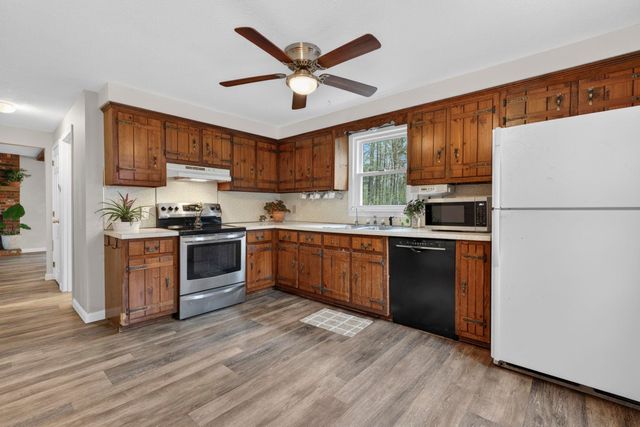 172 Warner Hill Road, Derry, NH 03038