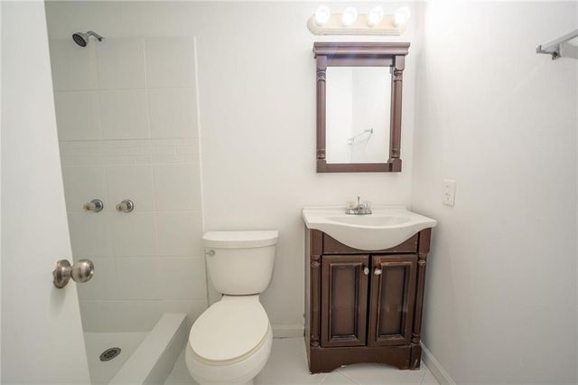 3052 Glynn Mill Drive, Snellville, GA 30039