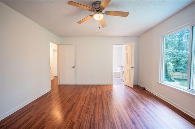 3052 Glynn Mill Drive, Snellville, GA 30039