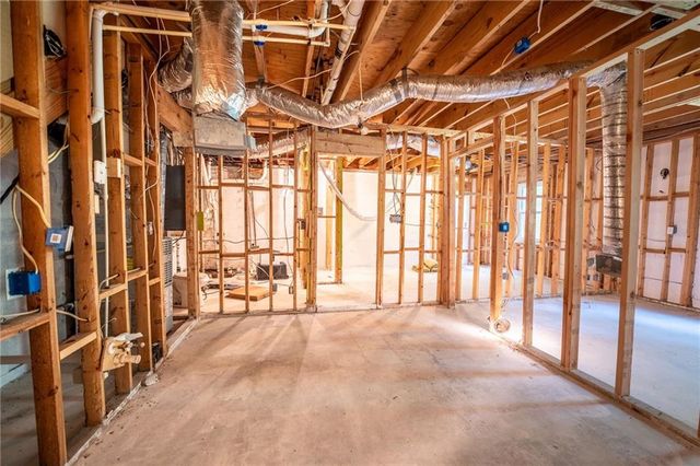 3052 Glynn Mill Drive, Snellville, GA 30039