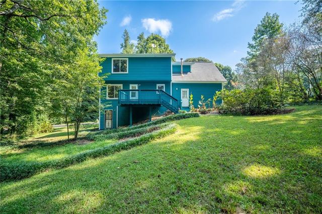 3052 Glynn Mill Drive, Snellville, GA 30039