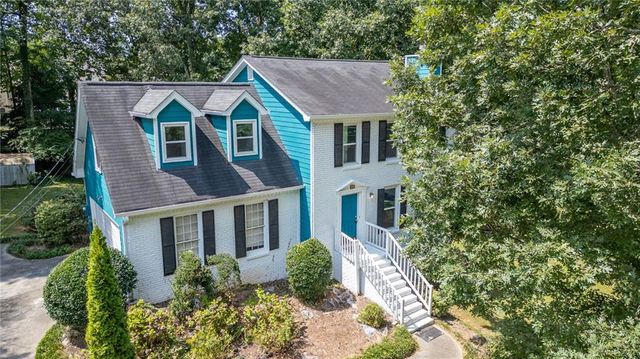 3052 Glynn Mill Drive, Snellville, GA 30039