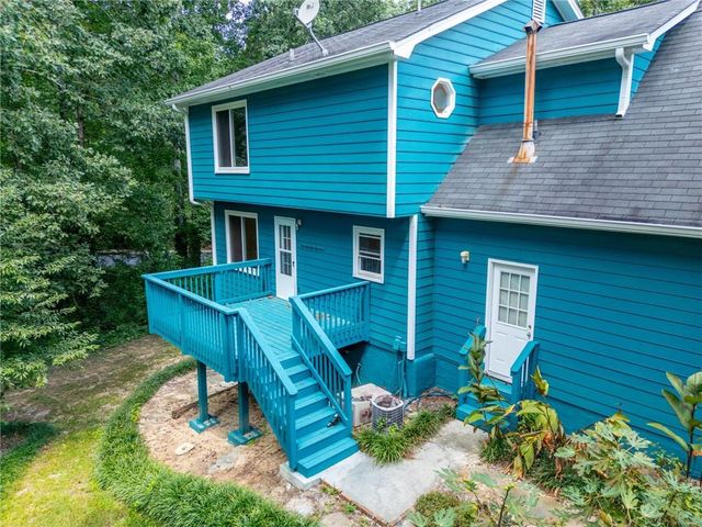 3052 Glynn Mill Drive, Snellville, GA 30039