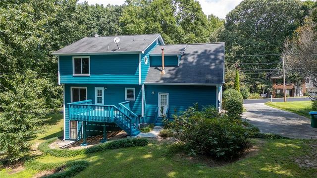 3052 Glynn Mill Drive, Snellville, GA 30039