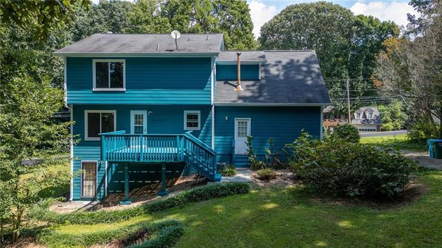 3052 Glynn Mill Drive, Snellville, GA 30039