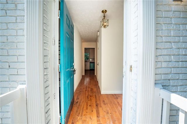 3052 Glynn Mill Drive, Snellville, GA 30039