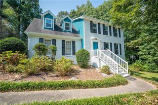 3052 Glynn Mill Drive, Snellville, GA 30039