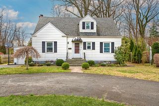 27 Crystal Street, Harrison, NY 10528