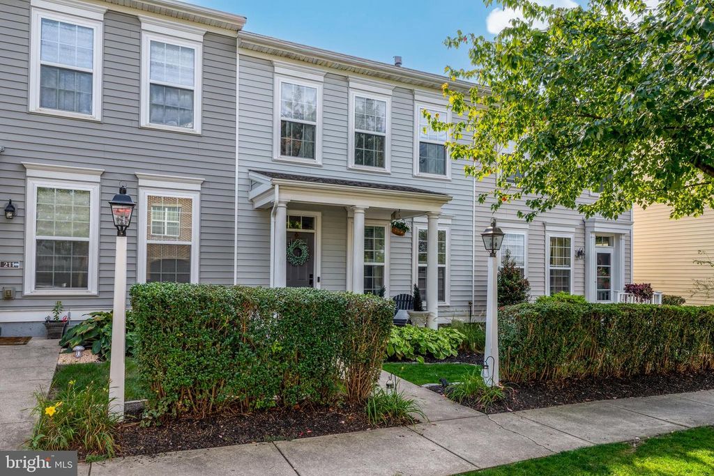 209 KEINATH ST, Mount Joy, PA 17552