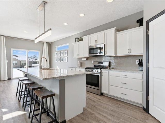 1835 Waxwing Way, Waterloo, IA 50701