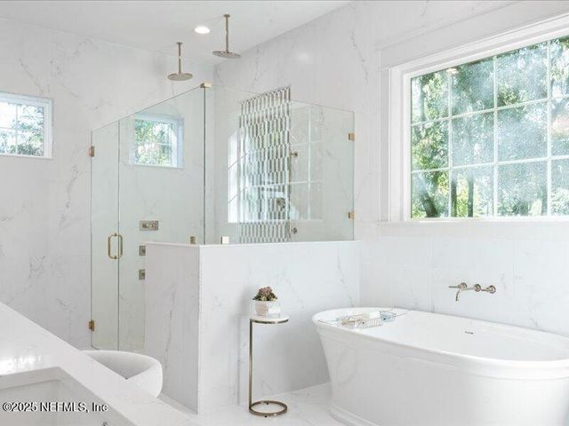 3075 BISHOP ESTATES Road, Jacksonville, FL 32259