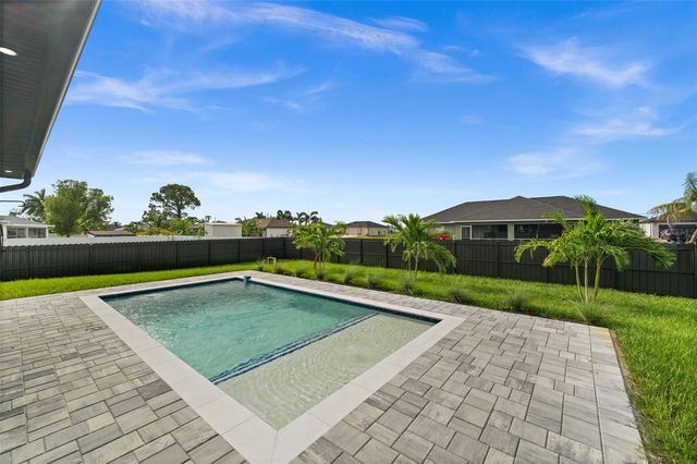 1609 NW 16TH TERRACE, Cape Coral, FL 33993