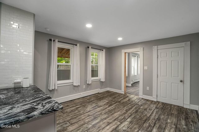 121 State Route 372, Cambridge, NY 12816