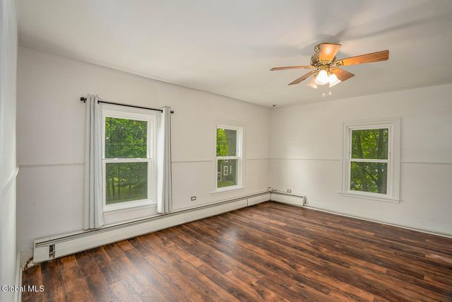 121 State Route 372, Cambridge, NY 12816