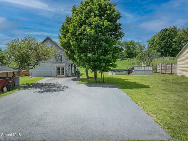 121 State Route 372, Cambridge, NY 12816