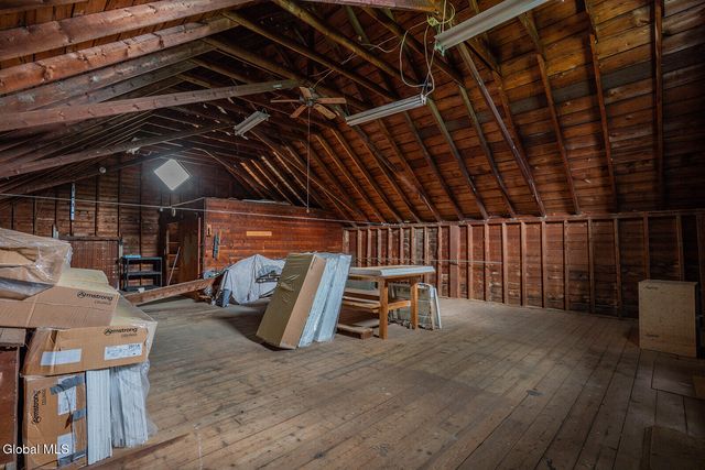 121 State Route 372, Cambridge, NY 12816